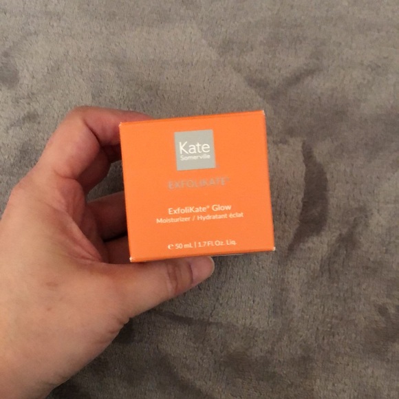 NWT 🛍 Kate Somerville ExfoliKate® Glow Moisturizer - Picture 6 of 6
